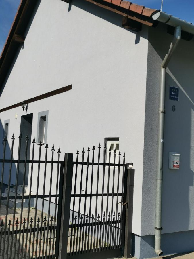 Apartman Lucija Kuca Za Odmor Vukovar Zewnętrze zdjęcie